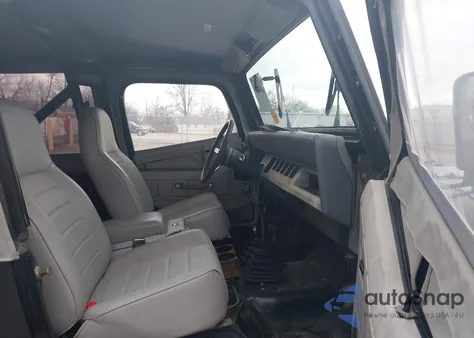 1988 Jeep Wrangler Sport из США, поврежденный, VIN 2BCCV81K2JB521378